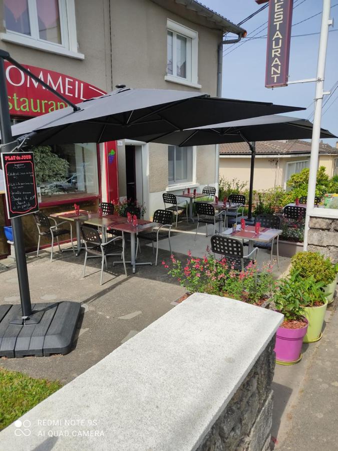 Hotel Le Pommeil Guéret المظهر الخارجي الصورة