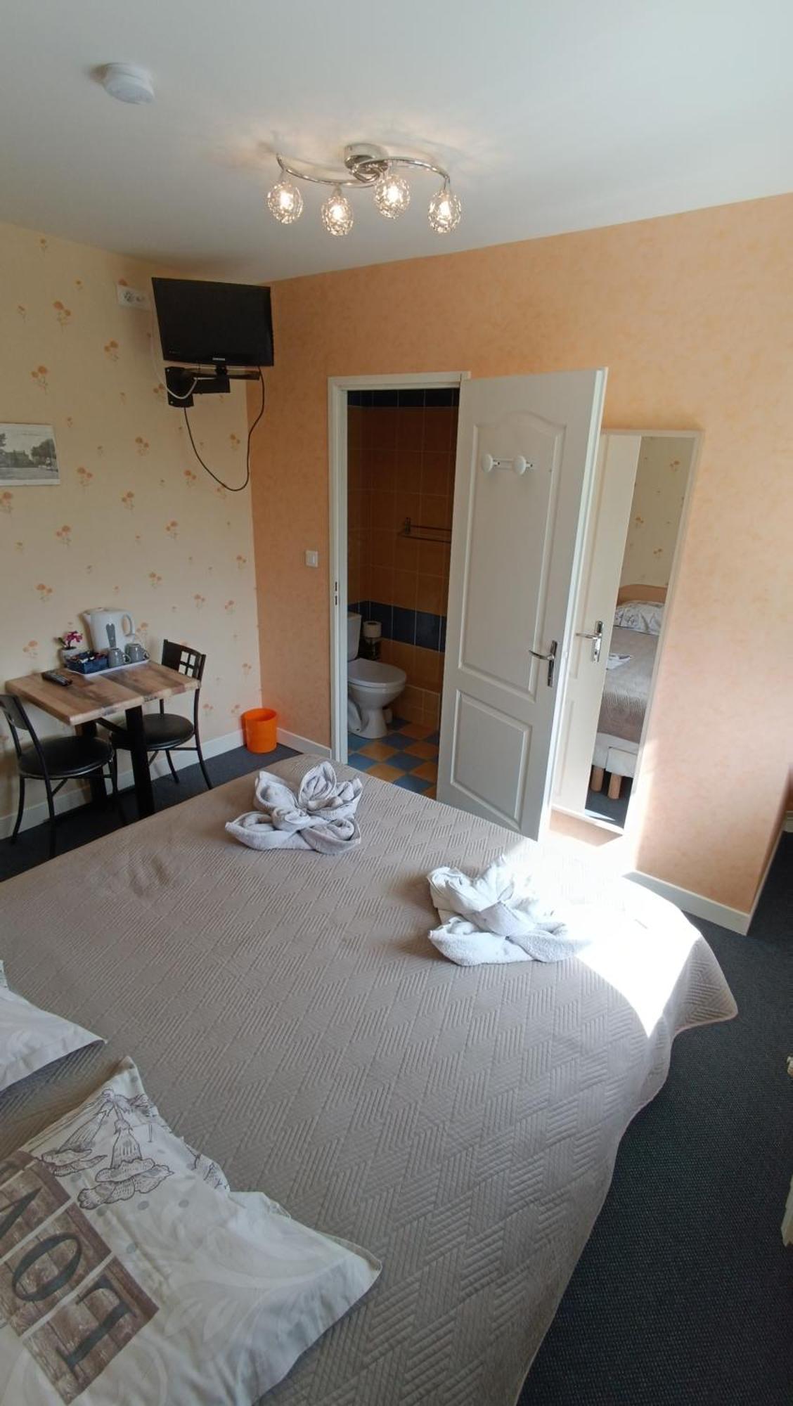 Hotel Le Pommeil Guéret المظهر الخارجي الصورة